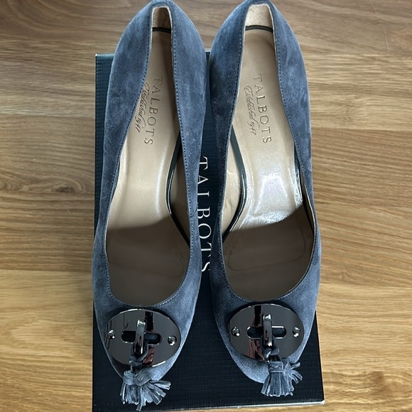 Talbots Suede Tassel  High Heels Shoes - Picture 3 of 6